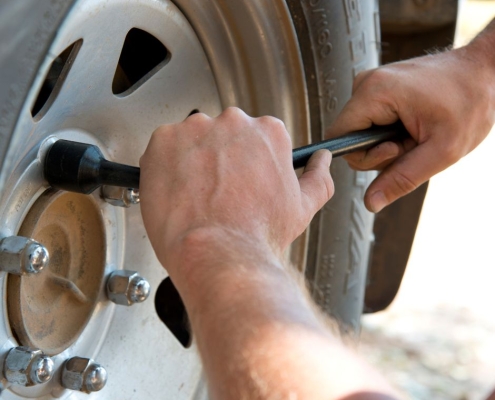 CAMBIO DE NEUMÁTICOS (2)